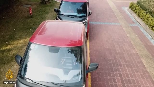 GM-Wuling tiny car overtakes Tesla to lead China's EV market смотреть онлайн