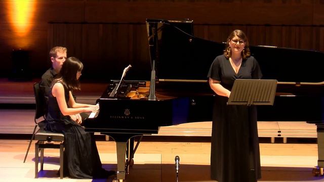 Rhian Samuel. 'BEFORE DAWN' for voice and piano (no. 3 of THE WHITE AMARYLLIS) смотреть онлайн