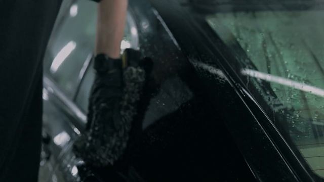 Как нанести ручной шампунь с гидрофобным эффектом? CarPRO Hydro Foam смотреть онлайн