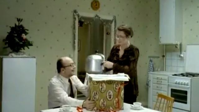 wrong present - Roy Andersson's commercial смотреть онлайн