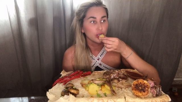 МУКБАНГ ‼️КАРЭ ЯГНЁНКА С КАРТОФЕЛЕМ И НЕУДАЧНЫЙ ОПЫТ С МОЛОДЫМ ??? смотреть онлайн