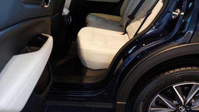 Mazda CX 5 2019 Interior Exterior detailing Close up смотреть онлайн