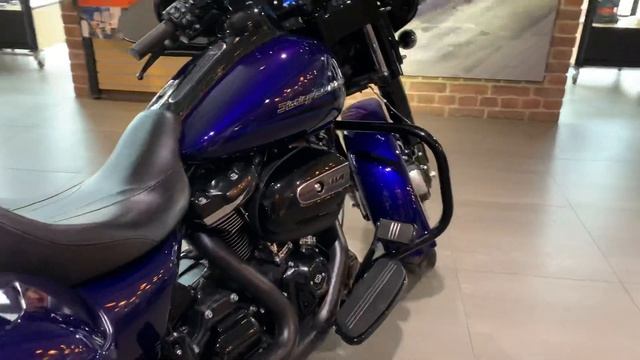 Street Glide Special 2020 Harley-Davidson zephyr blue / black sunglo смотреть онлайн