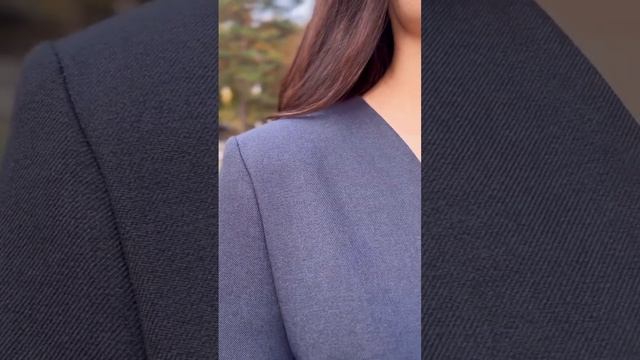 Новая коллекция — это про женщин, которые всегда находятся в движении и идут в ногу со временем. смотреть онлайн