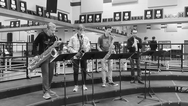 Jive for Five - HHS Saxophone Quartet смотреть онлайн
