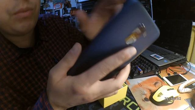 Pocophone F1 от канала Зверьё приехал мне Распаковка