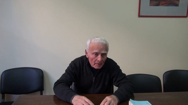 Стою Дулев за доклада 