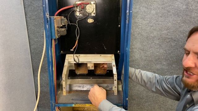 Standing Pilot gas furnace operation and dismantling смотреть онлайн