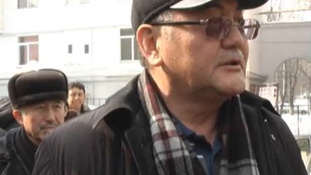 Вручение повестки после пресс.конференции 27.02.12 .flv смотреть онлайн