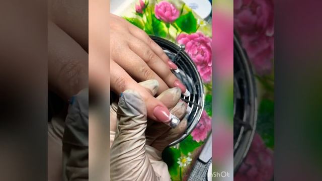 Поднимаю КЛЮЮЩИЙ НОГОТЬ! 3D френч на короткие ногти ! смотреть онлайн