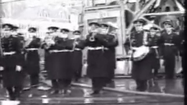 Первый подъём флага часть 2 смотреть онлайн