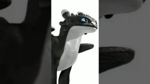 обои с Беззубиком, с ночными сияниями и с детьми Беззубика