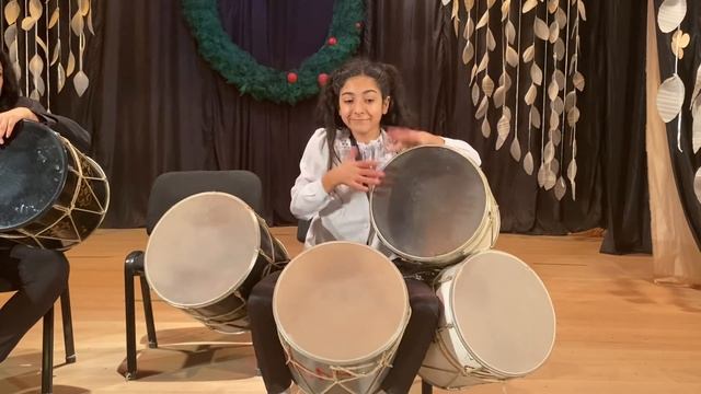 Anush Hovsepyan Dhol Et Zurna