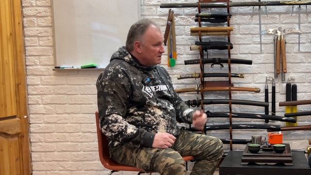 ЧАЙНЫЕ БЕСЕДЫ-17. Игорь Кравченко / Тренировки в зрелом возрасте / Здоровые суставы / Восстановлени смотреть онлайн