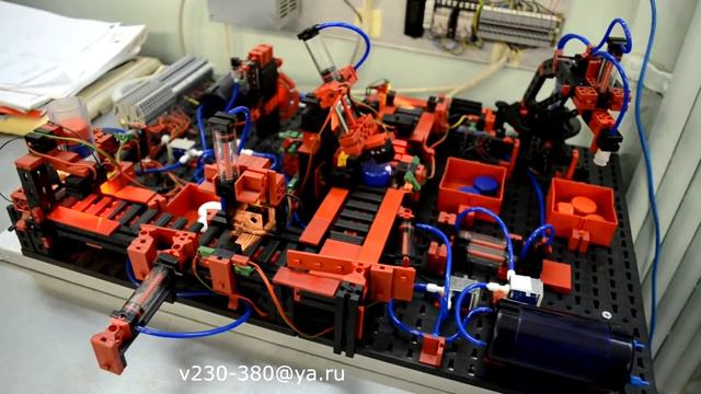 Fischertechnik ROBO Пневматика смотреть онлайн