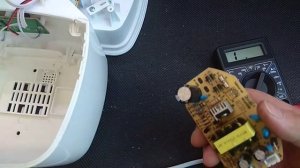 Ультразвуковой увлажнитель PUH3504 Polaris не включается