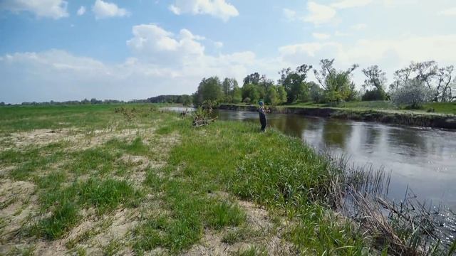 Путешествие за голавлем. Первый голавль этой весны. Рыбалка на реке! смотреть онлайн