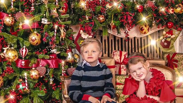 Princess Charlene and Prince Albert released their 2019 Christmas Card смотреть онлайн