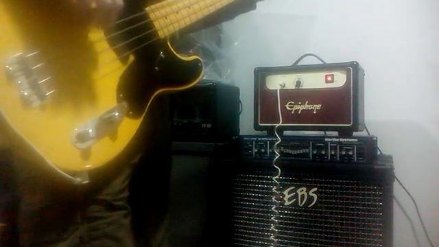 Probando Epiphone Valve Jr head con EBS Proline y Fender 51 Pbass смотреть онлайн