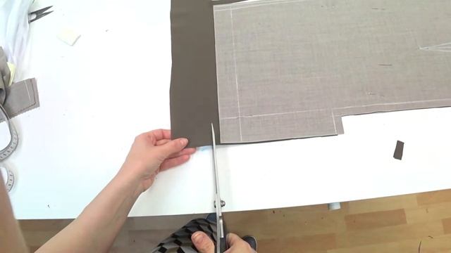 Как кроить подкладку для юбки со шлицей. смотреть онлайн