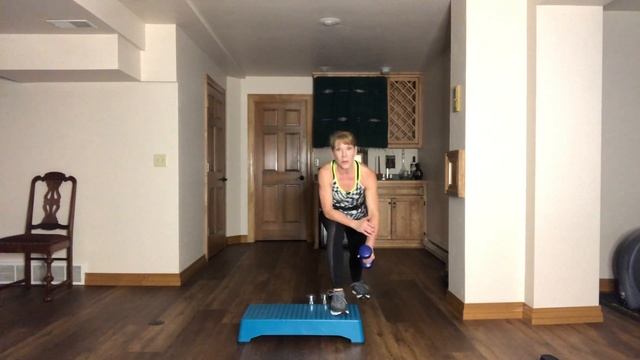 Fit & Fabulous Challenge W Lissa - Sunday Step & Strength