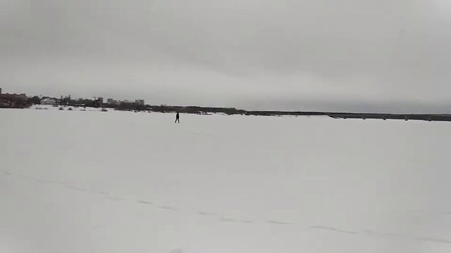 КОЛОСС НА ГЛИНЯНЫХ НОГАХ. Прожиточный минимум в открытом плавании. смотреть онлайн