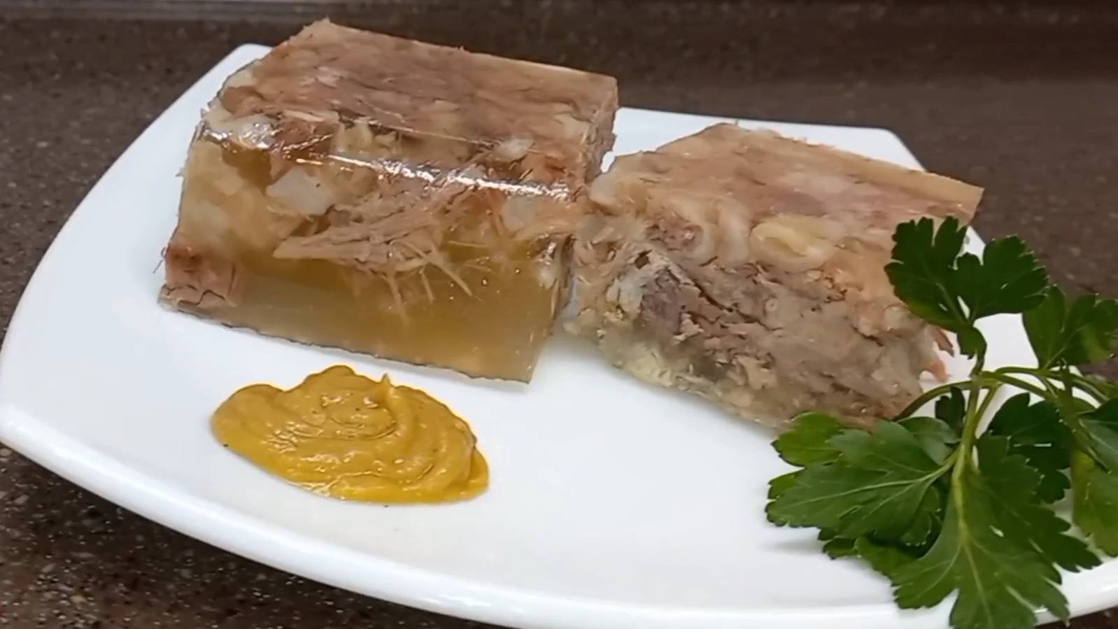 Как сварить настоящий МЯСНОЙ ДОМАШНИЙ ХОЛОДЕЦ без желатина / Студень / Правильный рецепт смотреть онлайн