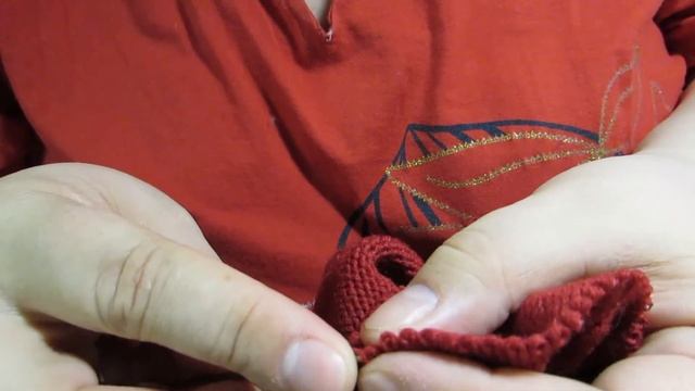 Небольшая переделка красной кофты. смотреть онлайн