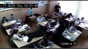 Странная школа-взлом камери в школе