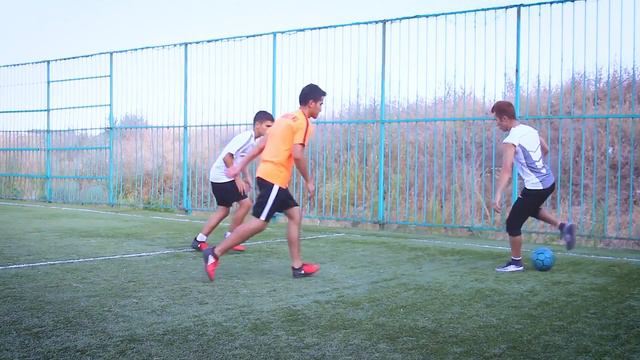 УНИЖАЙ КАК НЕЙМАР. ОБУЧЕНИЯ ФИНТАМ best neymar skills tutorial смотреть онлайн