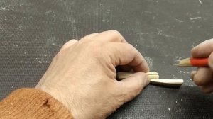 Как зафиксировать выпадающий шкант (чопик) | How fix the dowel