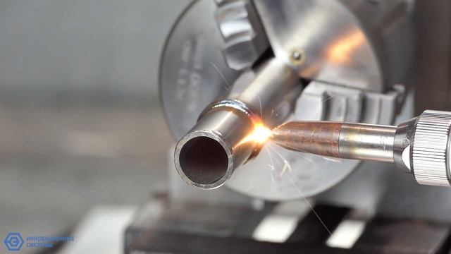 Лазерная сварка труб с применением устройства вращения(rotary laser welding) смотреть онлайн