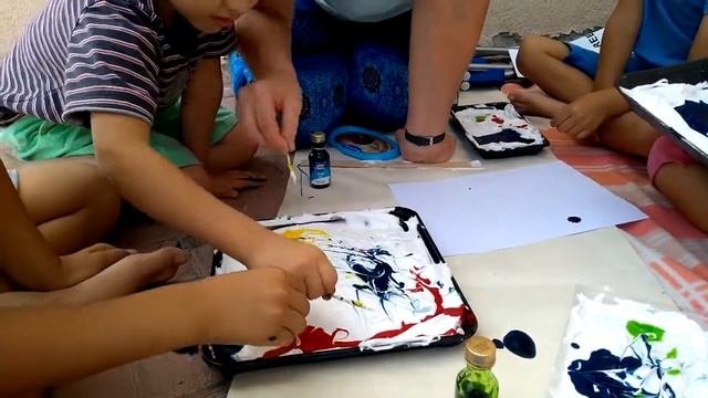 Рисование на пене для бритья. Drawing on shaving foam смотреть онлайн