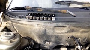 Низкое давление в двигателе ВАЗ 2112/горит масленка