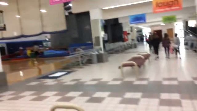 Девчонки в бассейне. смотреть онлайн