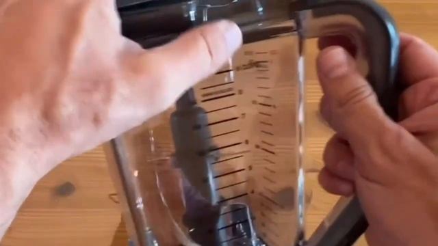Professional Countertop Blender with Base 1100 смотреть онлайн