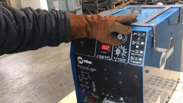 Miller Maxtron 450 CC/CV DC Inverter Arc Welder 450A 38V MIG Power Supply