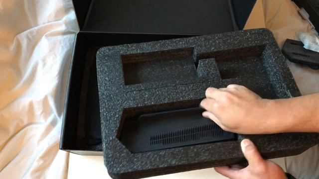 MSI Trident-008US Unboxing смотреть онлайн
