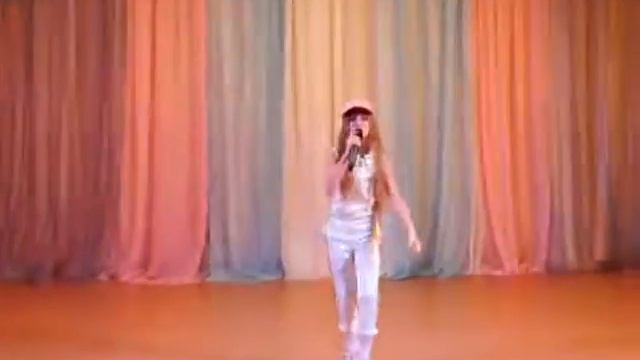 Ученик года! Реп-визитка Ксюши Ролик /Великие дела ждут! смотреть онлайн
