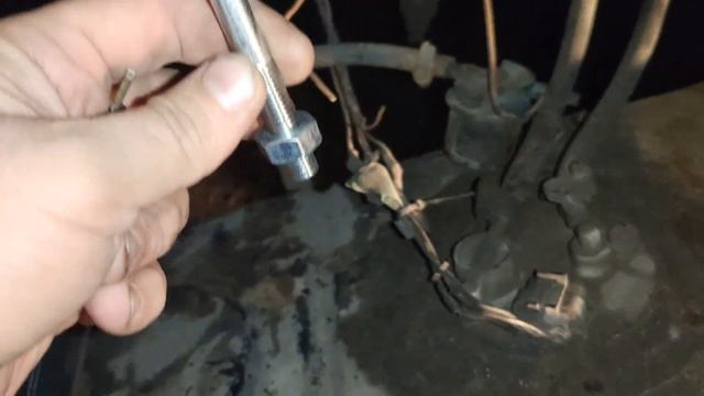 Газель - отвалился бак , снятие ,установка бака.