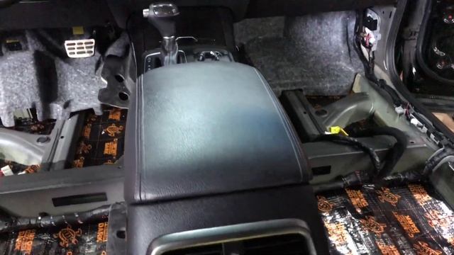 KIA Sorento изоляция от шума. Результат - отменный, эмоции - положительные, шума в салоне нет смотреть онлайн