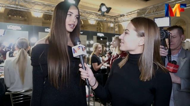 Анастасия Решетова на показе Yasya Minochkina || Mercedes-Benz Fashion Week смотреть онлайн