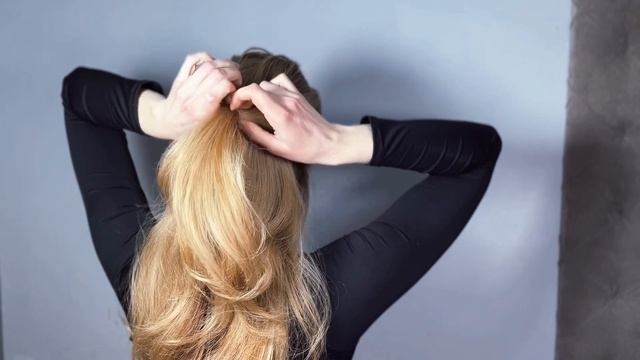 САМАЯ ПРОСТАЯ И БЫСТРАЯ ПРИЧЕСКА С КРАБИКОМ ?? Very fast & easy claw clip hairstyle ? смотреть онлайн