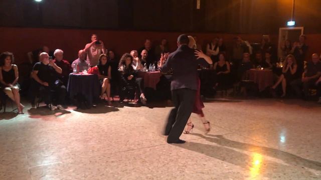 Carlos EStigarribia & Irene Trenzas Natali - BuenosAiresTango CLUB смотреть онлайн
