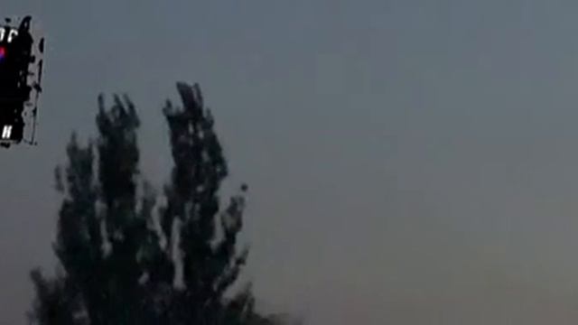 Над Луганском ПВО сбили 2 ракеты Himers. смотреть онлайн