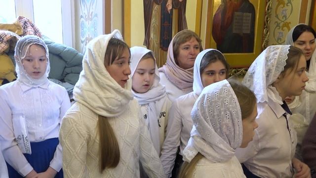Пение детского клиросного хора в Рождество Христово. смотреть онлайн