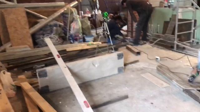 Лофт дизайн ресторана. Дерево в интерьере. Обшивка деревом смотреть онлайн