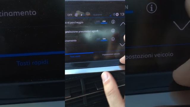 monitor Peugeot 208 active pack modello 2021, spiegazioni del touchscreen sulla sicurezza e radio смотреть онлайн