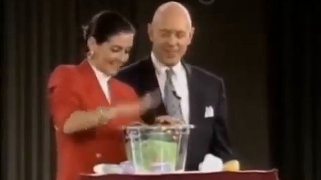 Стивен Кови о планировании на примере камней и песка в банке смотреть онлайн