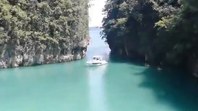 Kama Luni Spot смотреть онлайн